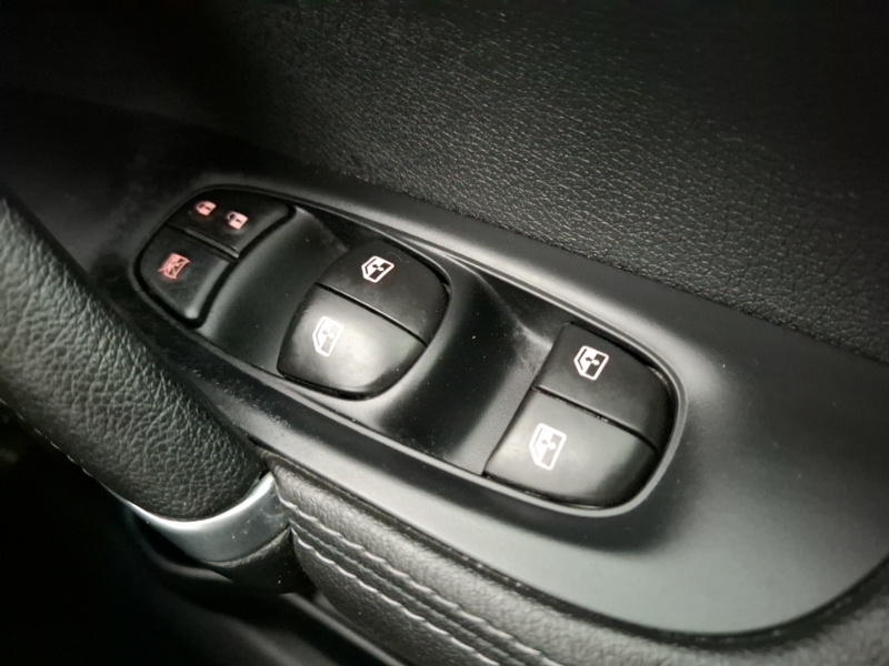 Nissan Qashqai 1.5Tm Ncon Silver #16