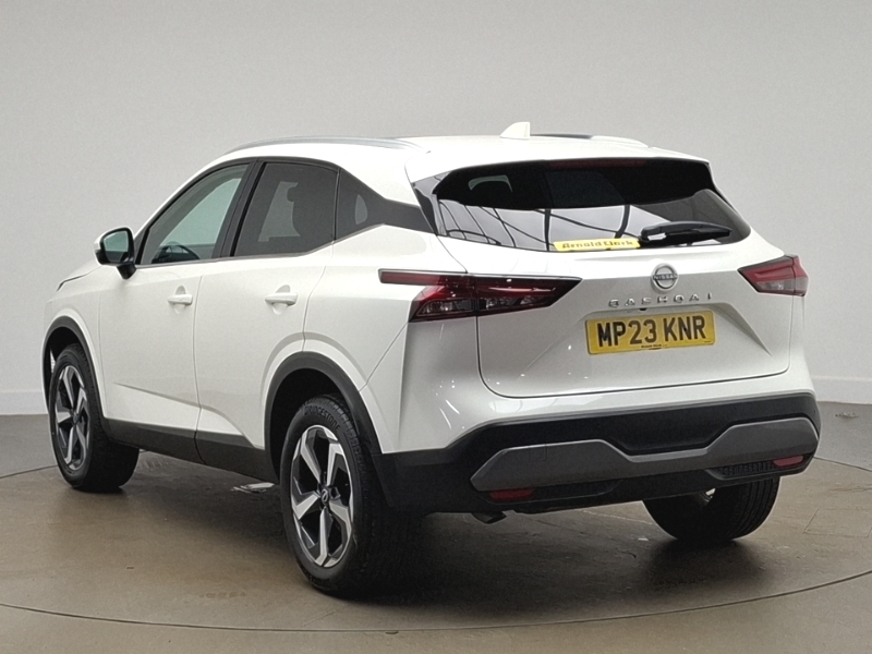 Nissan Qashqai 1.3 Dig-t Mh N-connecta Glass Roof White #2