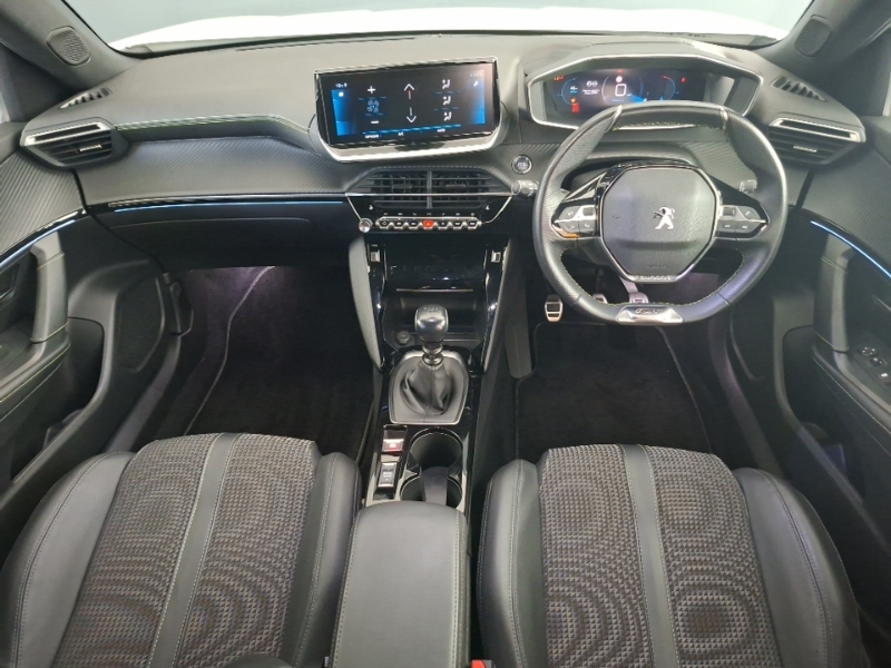 Peugeot 2008 1.2 Puretech 130 Gt White #3