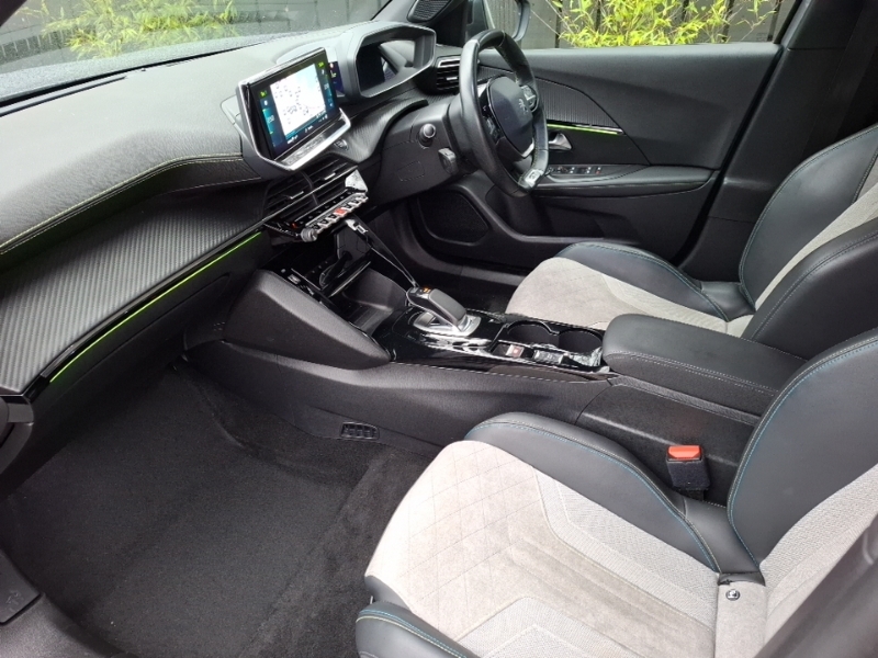 Peugeot e-2008 100Kw Gt Premium 50Kwh Grey #5