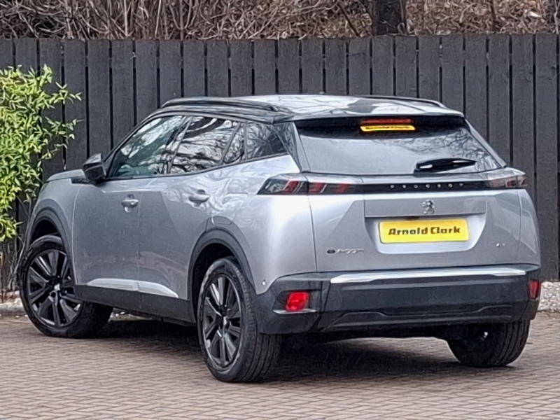 Peugeot e-2008 100Kw Gt Premium 50Kwh Grey #2