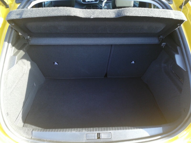 Peugeot 208 1.2 Puretech 100 Allure Premium Eat8 Black #8