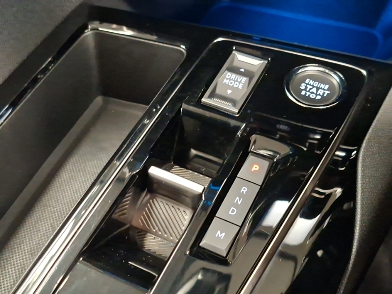 Peugeot 3008 Hybrid  #16
