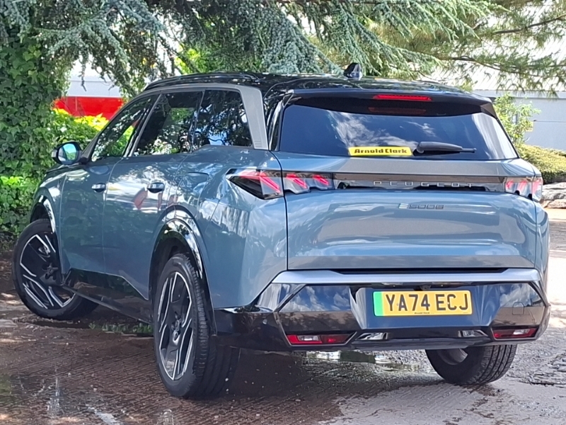 Peugeot 5008 157Kw Gt 73Kwh Blue #2