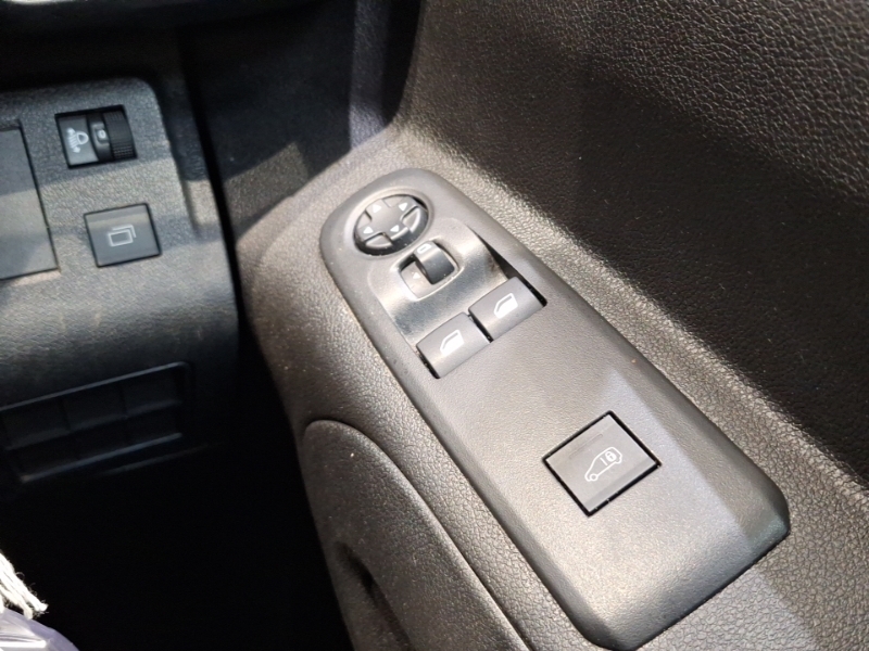 Peugeot Partner 950 1.5 Bluehdi 100 Professional Premium Van Pan White #17