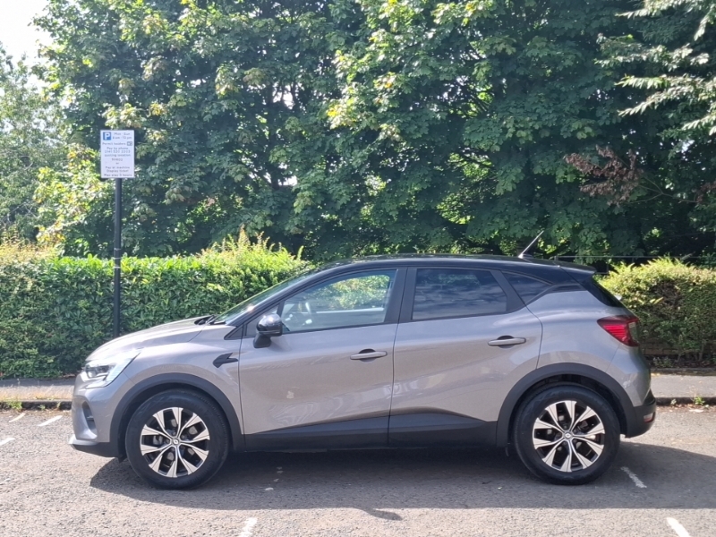 Renault Captur 1.6 E-tech Full Hybrid 145 Evolution Grey #4