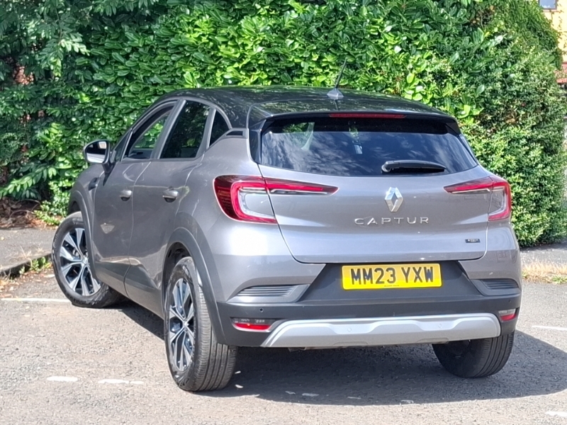 Renault Captur 1.6 E-tech Full Hybrid 145 Evolution Grey #2