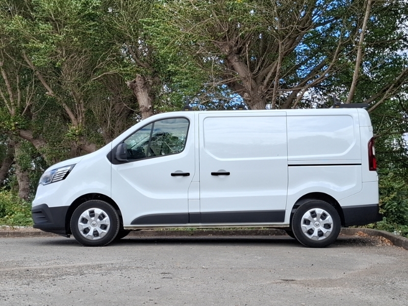 Renault Trafic Sl30 Blue Dci 130 Advance Van White #4