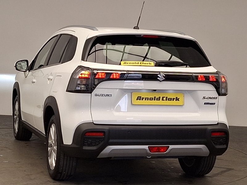 Suzuki S Cross 1.4 Boosterjet 48V Hybrid Motion White #2