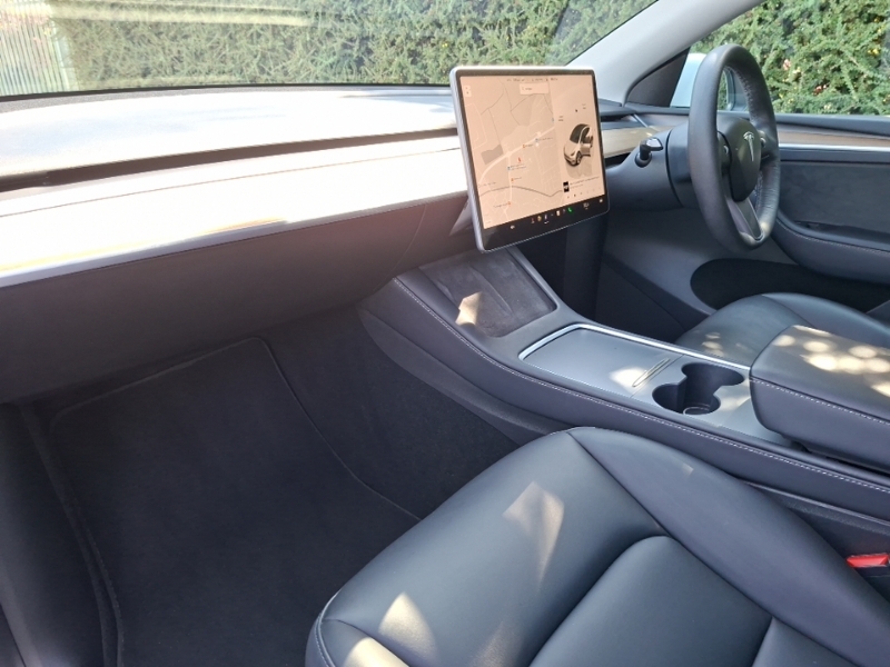 Tesla Model Y Long Range Awd BT22WYB White #5