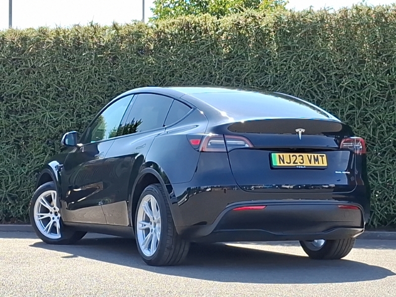 Tesla Model Y Long Range Awd NJ23VMT Black #2