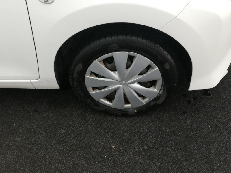Toyota Aygo 1.0 Vvt-i X-play 5-Dr White #12
