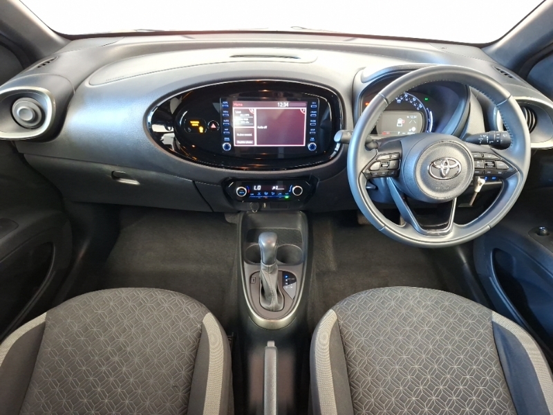 Toyota Aygo X 1.0 Vvt-i Edge Green #3