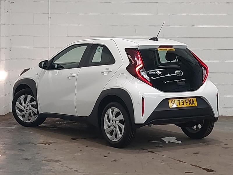 Toyota Aygo X 1.0 Vvt-i Pure White #2