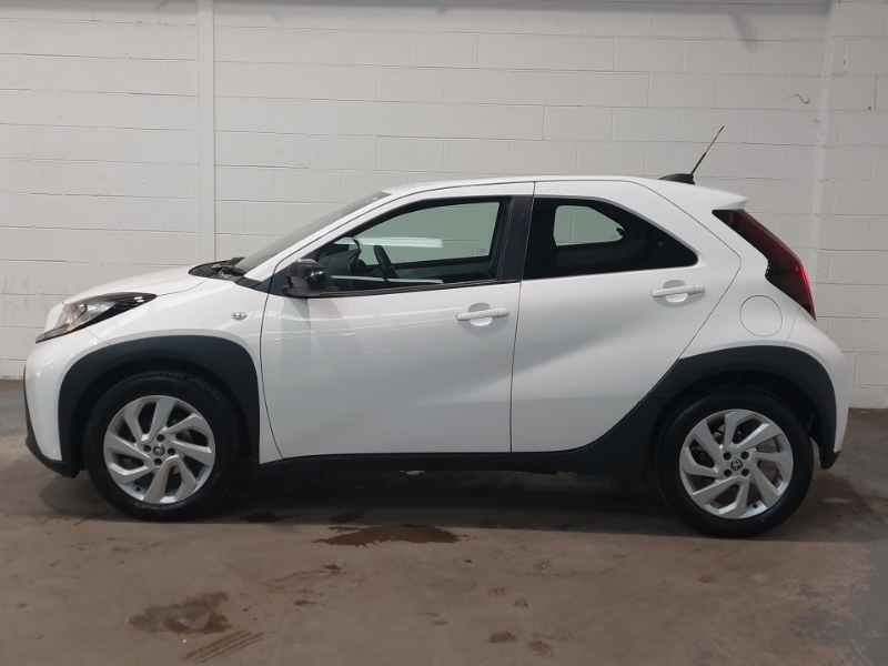 Toyota Aygo X 1.0 Vvt-i Pure White #4