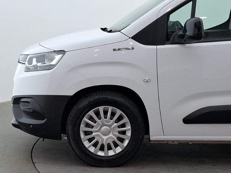 Toyota Proace City 1.5D 100 Active Van 6 Speed White #19