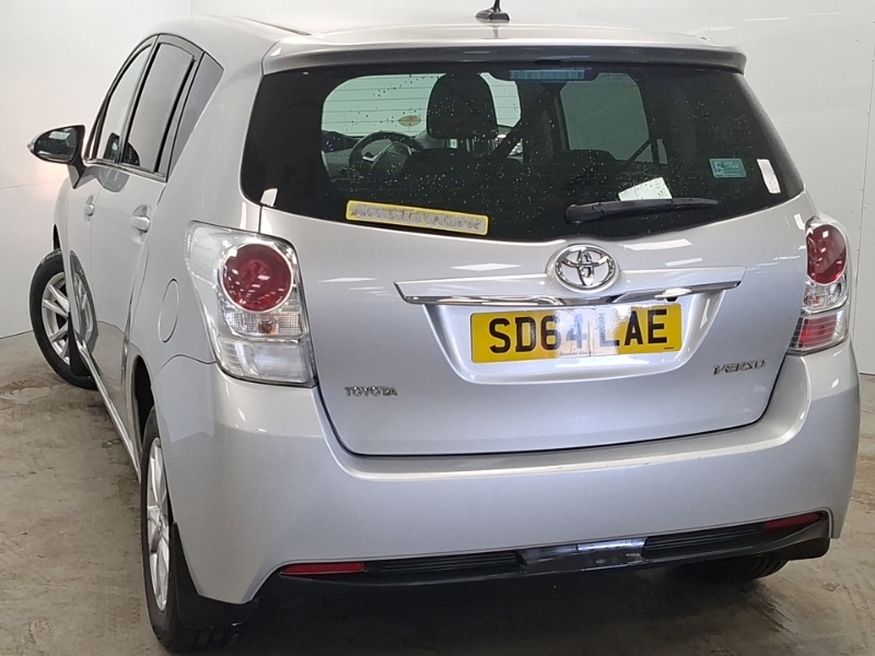 Toyota Verso 1.6 D-4d Icon Silver #2