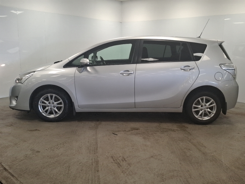Toyota Verso 1.6 D-4d Icon Silver #4