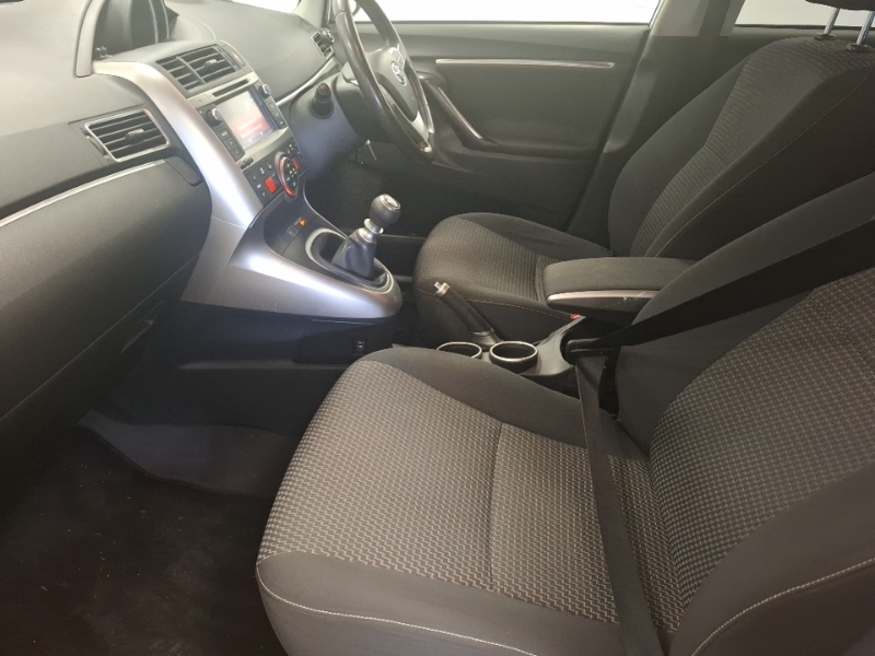 Toyota Verso 1.6 D-4d Icon Silver #5