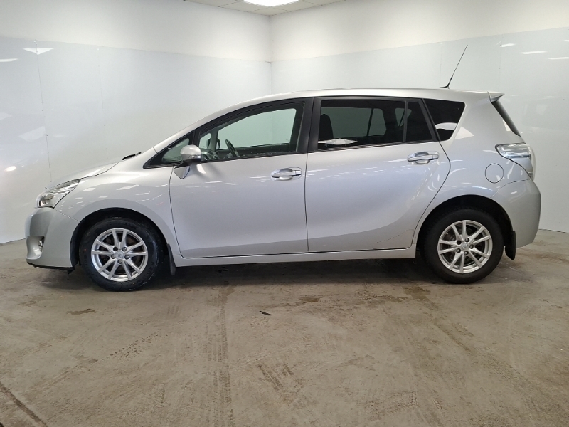 Toyota Verso 1.6 D-4d Icon Silver #4