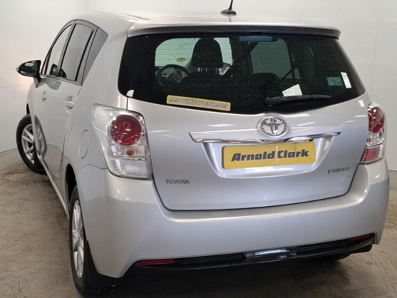 Toyota Verso 1.6 D-4d Icon Silver #2