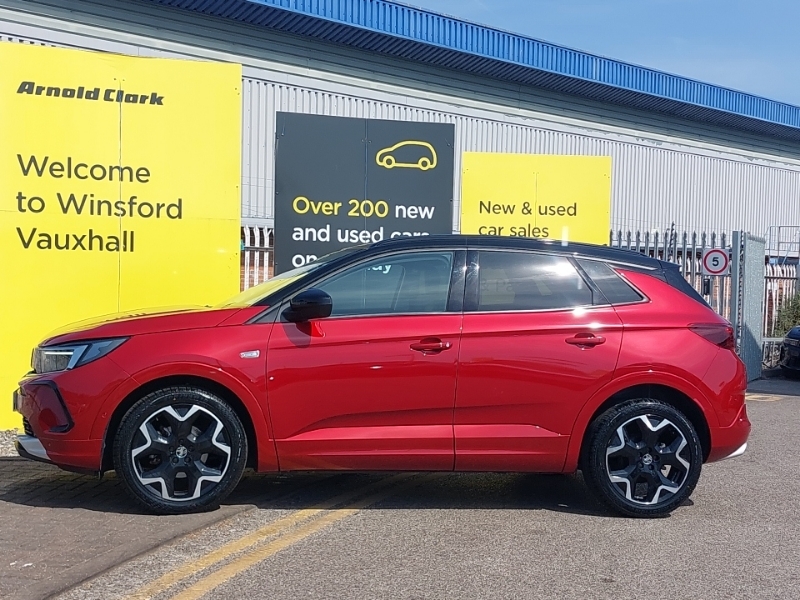 Vauxhall Grandland 1.2 Turbo Ultimate Red #4