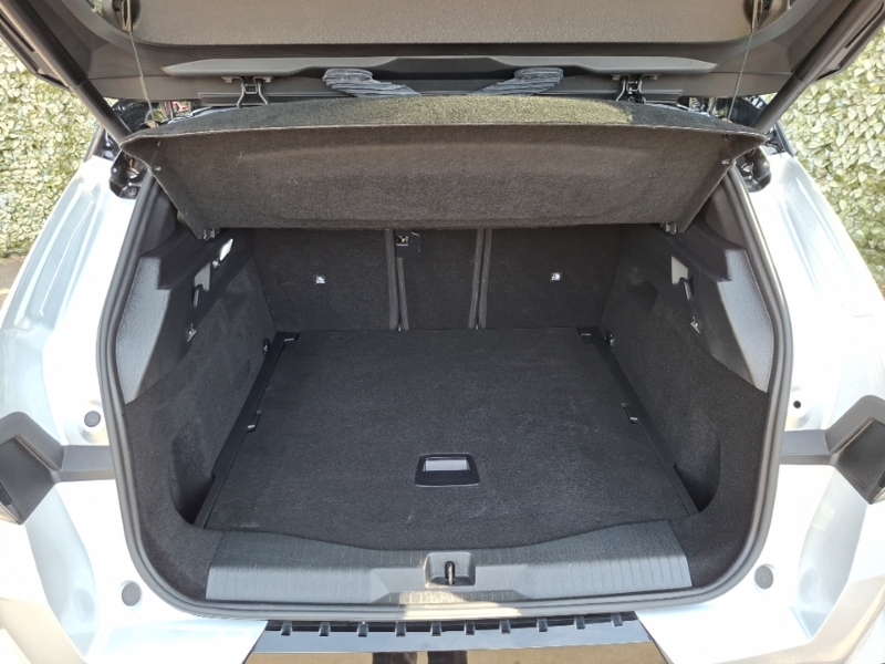 Vauxhall Grandland 1.2 Ultimate Suv Hybrid E Dct Black #18