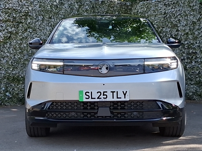 Vauxhall Grandland 1.2 Ultimate Suv Hybrid E Dct Black #14