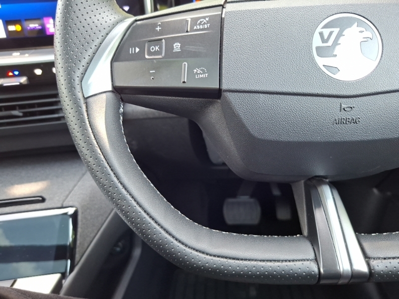 Vauxhall Grandland 1.2 Ultimate Suv Hybrid E Dct Black #12