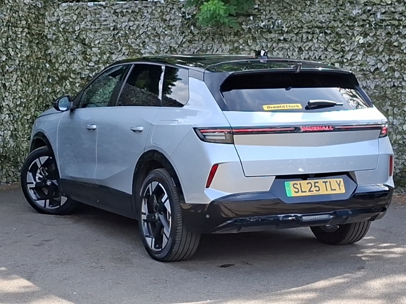 Vauxhall Grandland 157Kw Ultimate 73Kwh Panoramic Roof Silver #2