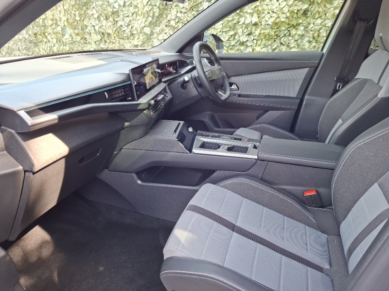 Vauxhall Grandland 157Kw Ultimate 73Kwh Panoramic Roof Silver #5