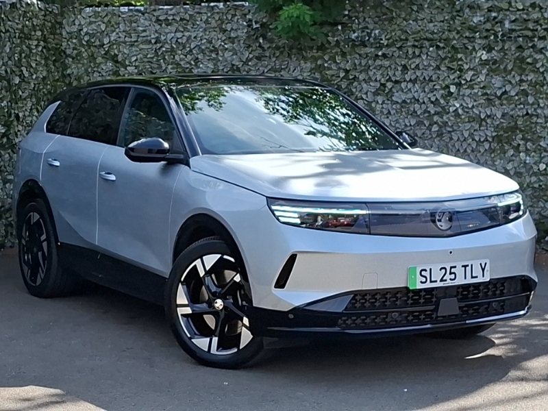 Vauxhall Grandland 157Kw Ultimate 73Kwh Panoramic Roof Silver
