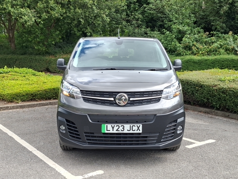 Vauxhall Vivaro 3100 75Kwh Prime L2 H1 6Dr 7.4Kw Charger White #14