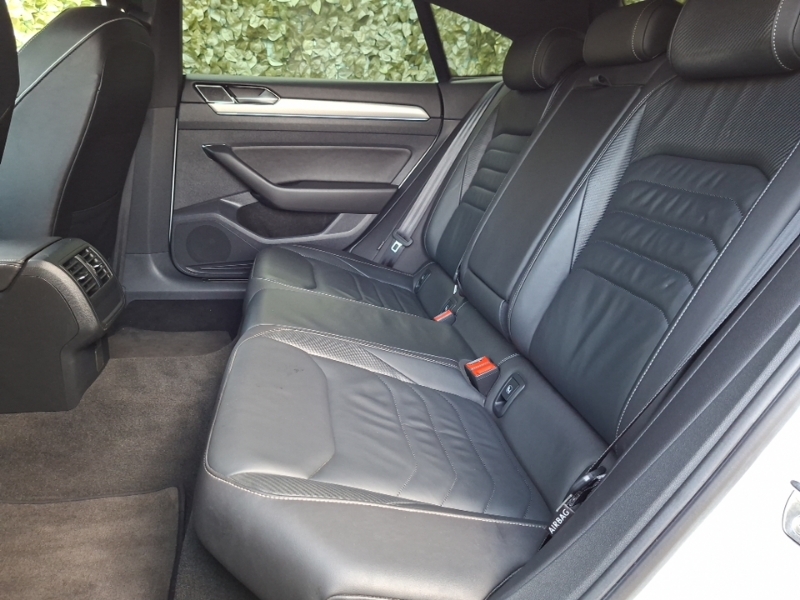 Volkswagen Arteon 2.0 Tdi R-line Dsg White #6