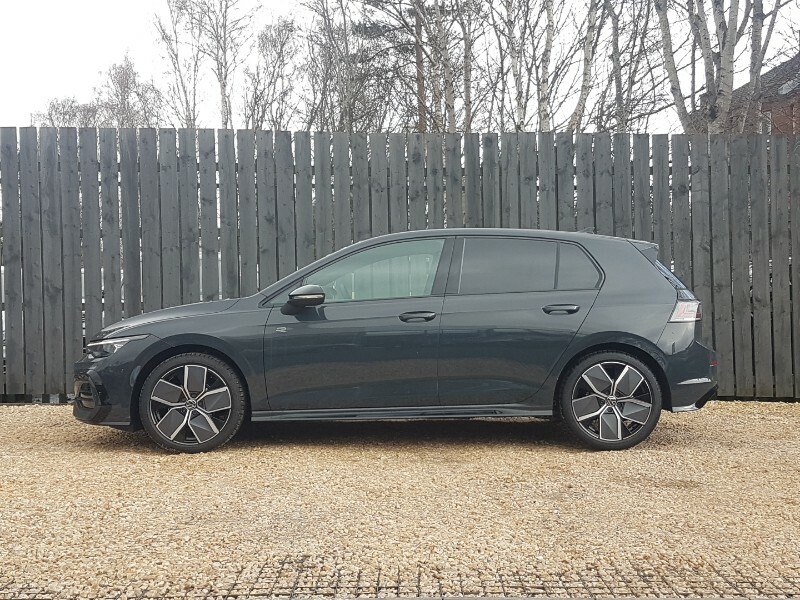 Volkswagen Golf 1.5 Tsi 150 Black Edition Grey #4