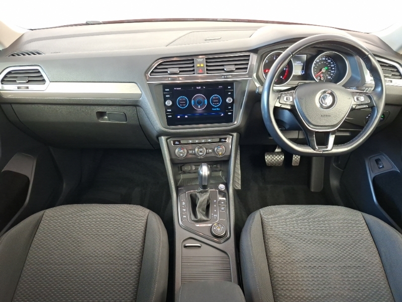 Volkswagen Tiguan Allspace 2.0 Tdi 4Motion Match Dsg Red #3