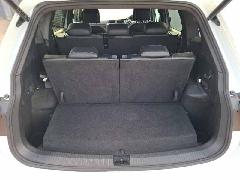 Volkswagen Tiguan Allspace 1.5 Tsi Life Grey #18
