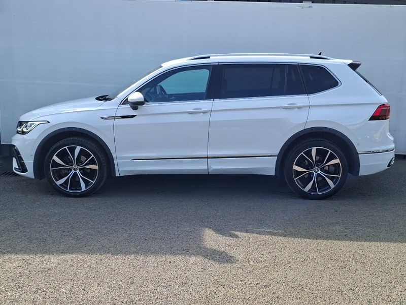 Volkswagen Tiguan Allspace 1.5 Tsi R-line Dsg White #4