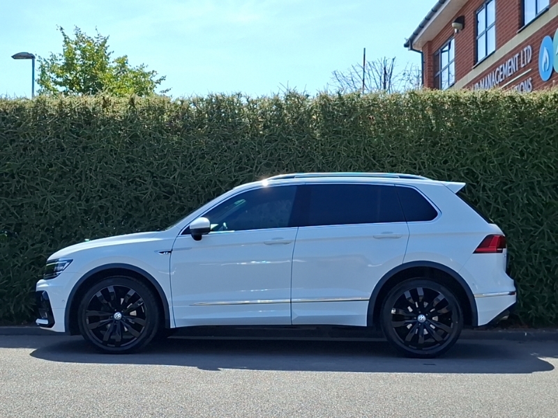 Volkswagen Tiguan 2.0 Tdi 150 R-line Tech White #4