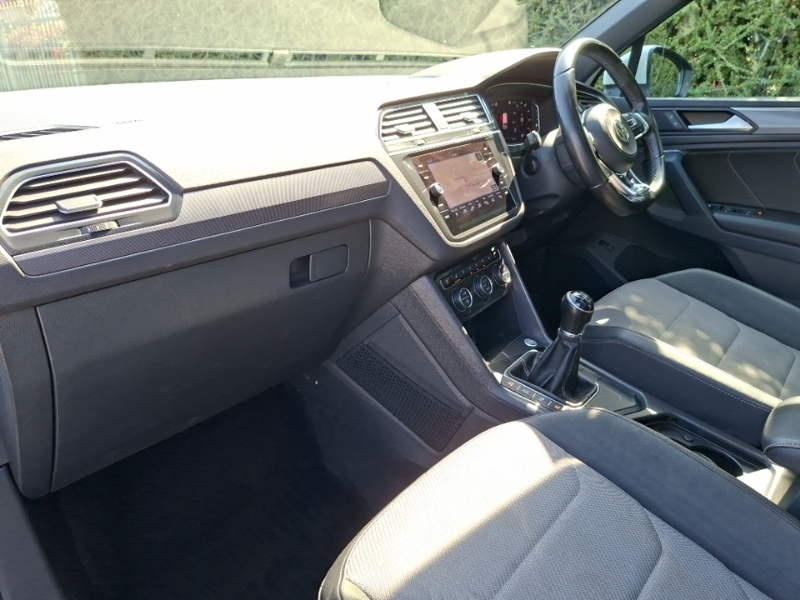 Volkswagen Tiguan 2.0 Tdi 150 R-line Tech White #5
