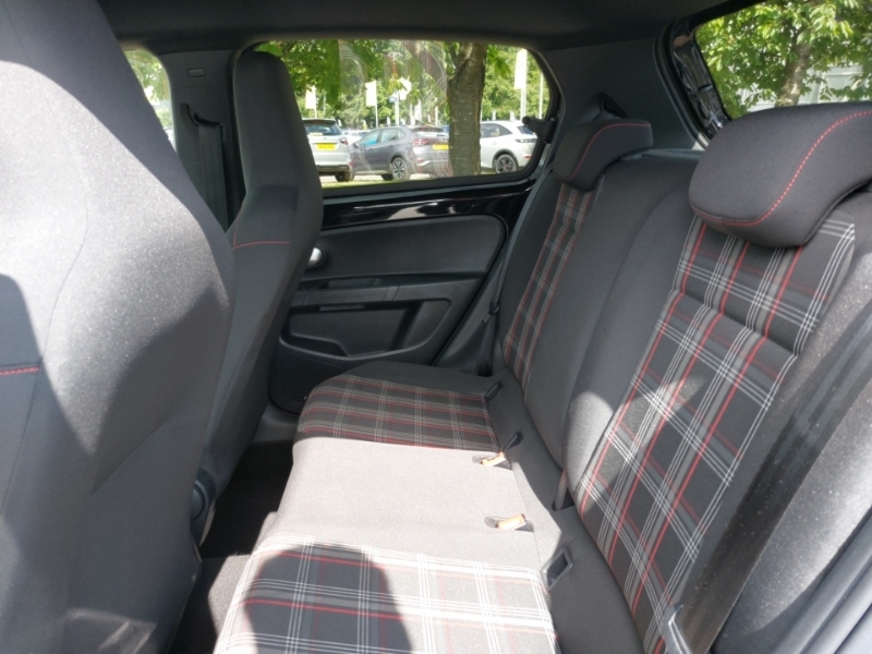 Volkswagen Up 1.0 115Ps Up Gti Black #6