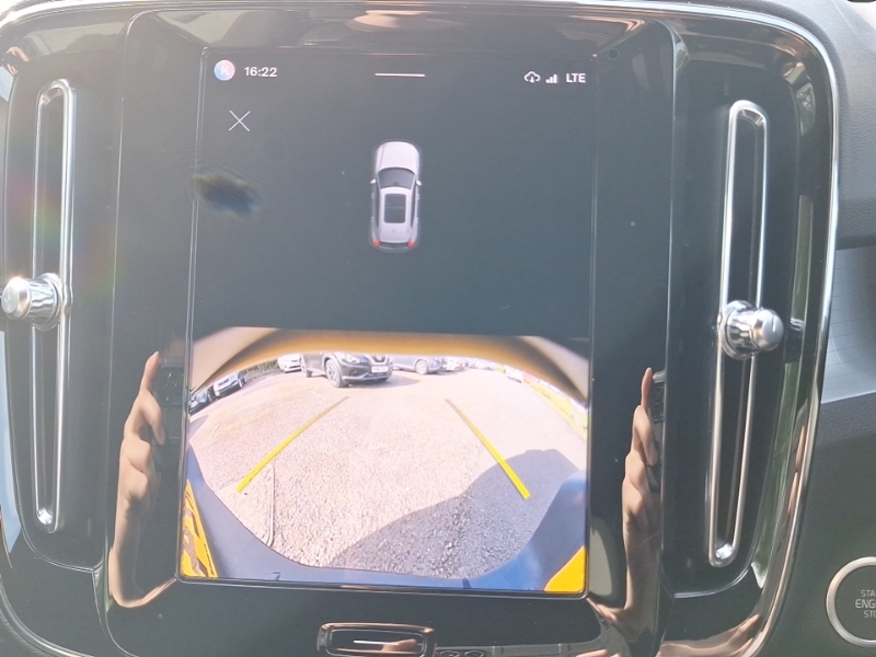 Volvo XC40 Ultra, Twin Motor, Panoramic Sunroof. 36 Black #9