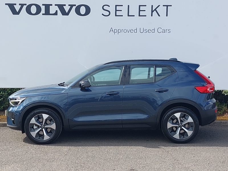 Volvo XC40 2.0 B3p Plus Dark Blue #4