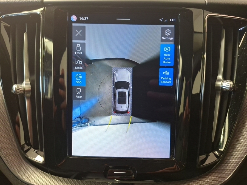 Volvo XC60 R-design Pro, B6 Awd Mild Hybrid Bowers Wilkins Red #9