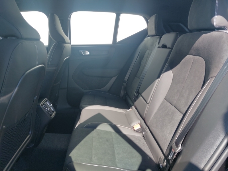 Volvo XC40 2.0 B3p Plus Dark Black #6
