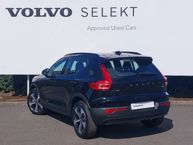 Volvo XC40 2.0 B3p Plus Dark Black #2