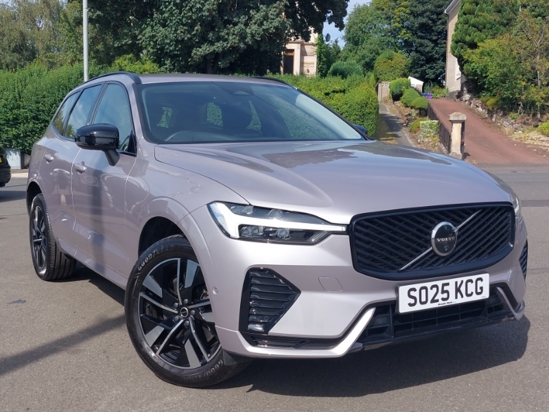 Volvo XC60 2.0 B5p Plus Dark Awd Geartronic Silver
