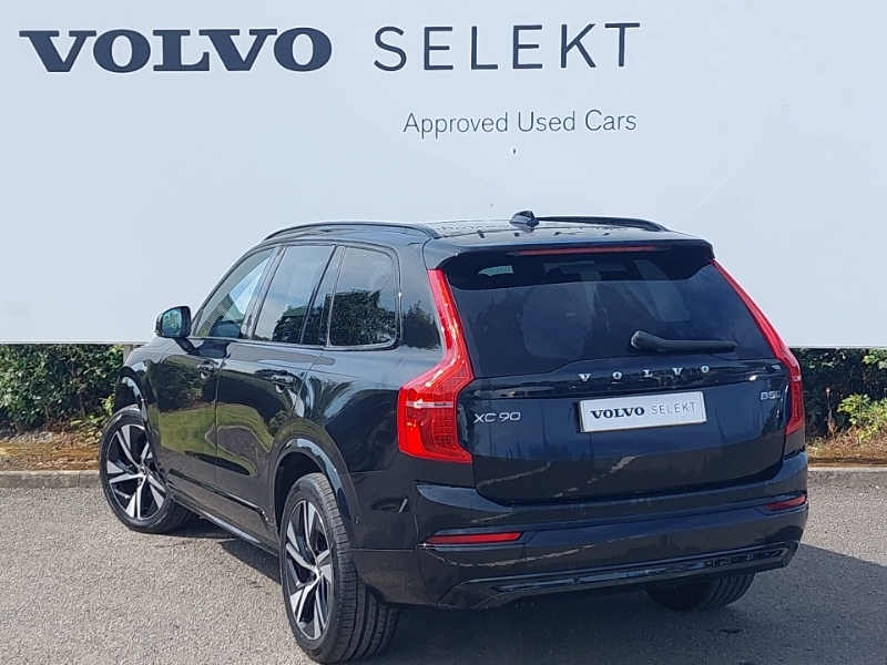 Volvo XC90 2.0 B5p 250 Plus Dark Awd Geartronic Black #2