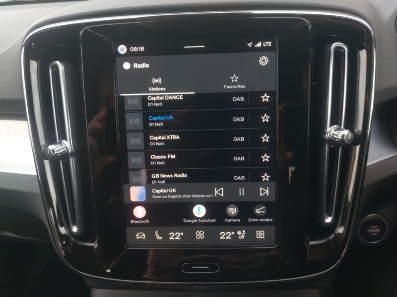 Volvo XC40 B4 197Bhp Ultra Dark Mild Hybrid - 360 Parking Green #11