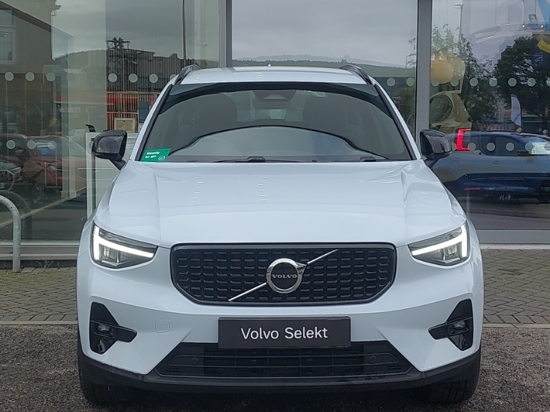 Volvo XC40 B4 197Bhp Ultra Dark Mild Hybrid - 360 Parking Green #14